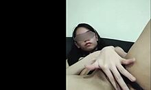 แฟนสาวชาวเอเชียเปิดเผยตัวเองในวิดีโอโป๊มือสมัครเล่น