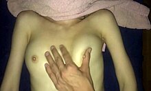 Incrível massagem corporal e anal com um final feliz